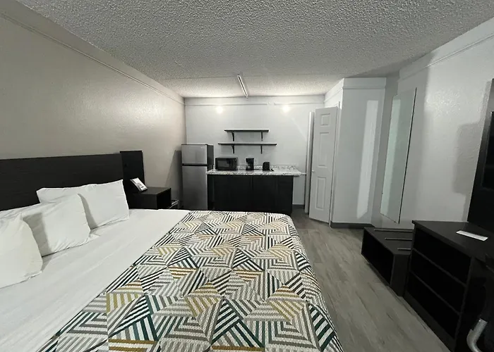 Hotel 6 Phoenix, Az Midtown